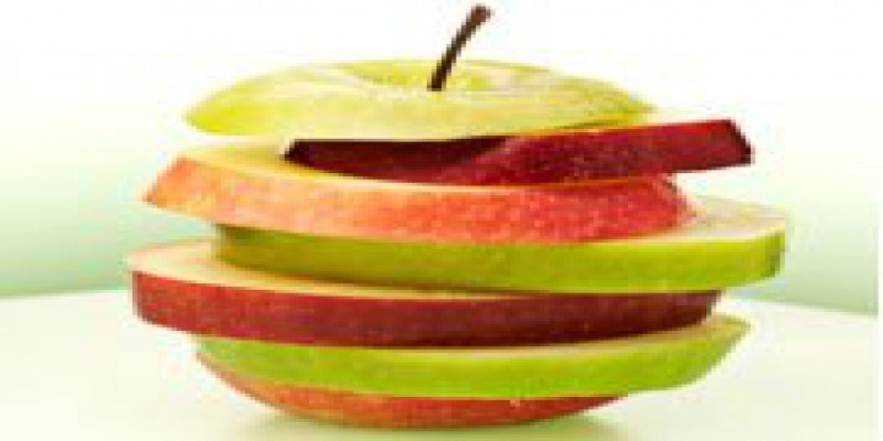 سیب را با پوست بخوریم یا بدون پوست؟
