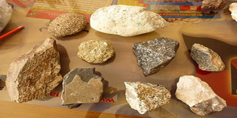 سنگ های آذرین چگونه تشکیل می شود؟